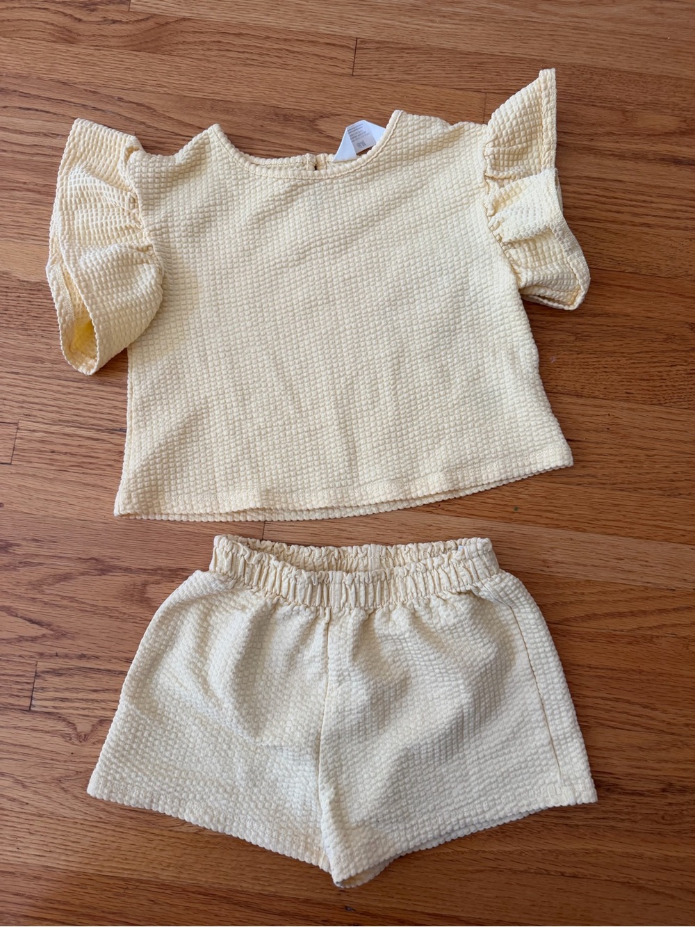 Like new girls H&M set
